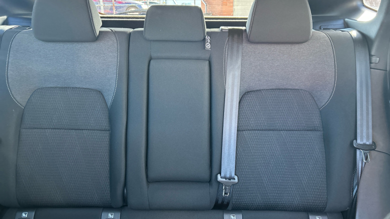 Nissan Qashqai 1.3 DiG-T MH N-Connecta 5dr Petrol Hatchback